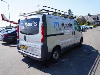 Sloopauto Renault Trafic 2.5 DCI 107KW  L1/H1 2006/11