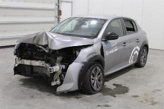 dañado vehículos comerciales Peugeot 208  2022/9