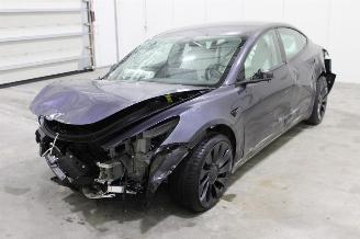 danneggiata veicoli commerciali Tesla Model 3  2021/12