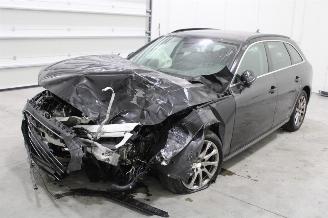 škoda dodávky Audi A4  2022/3