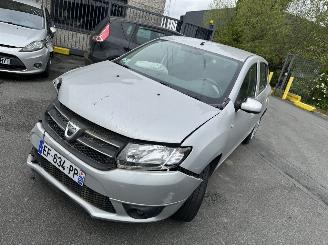 Avarii autoturisme Dacia Sandero  2016/9