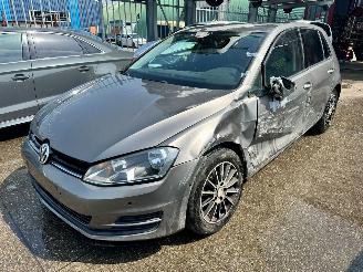 demontáž osobní automobily Volkswagen Golf 1.6 TDI 2014/11